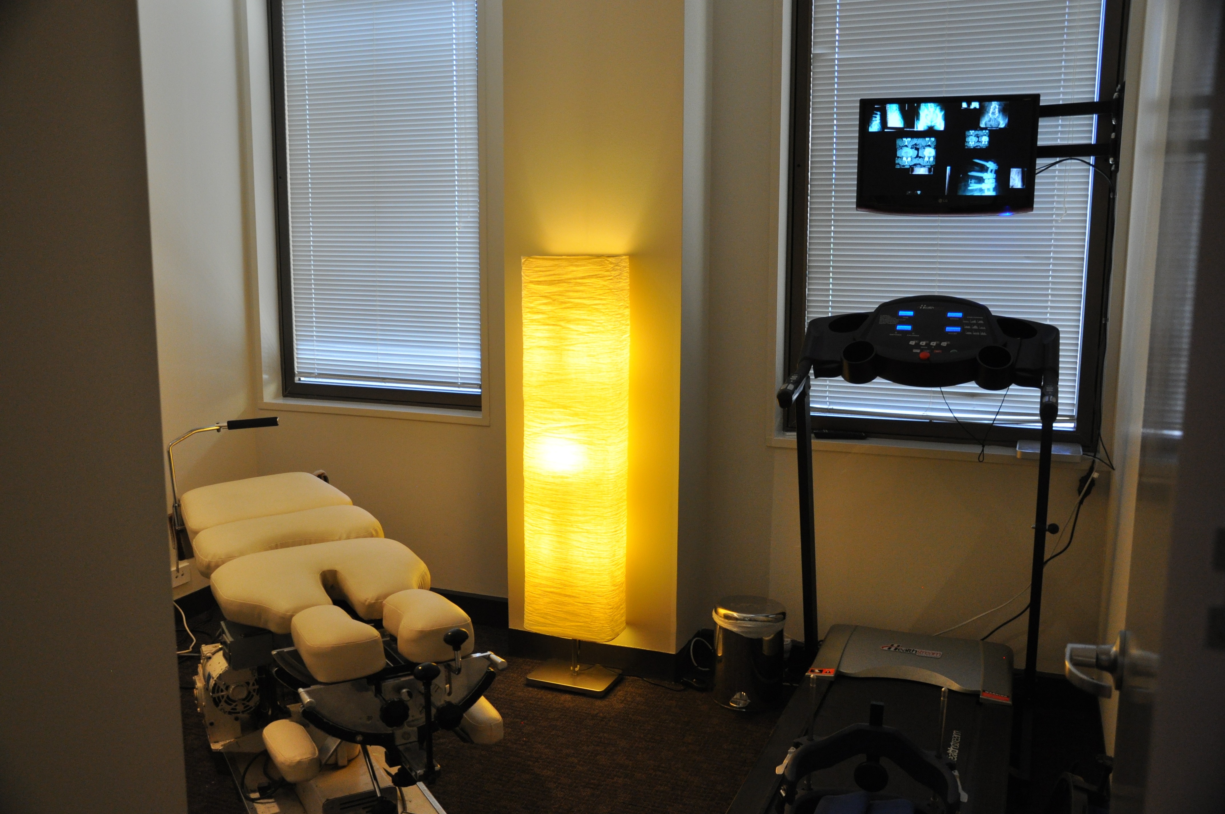  Spinal Decompression Treatment Table four 